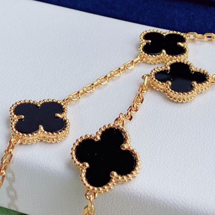 Bracelet 5 Motifs VC